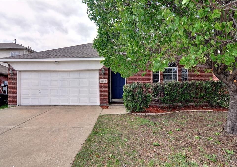 1st image of 8517 Rainy Lake Dr