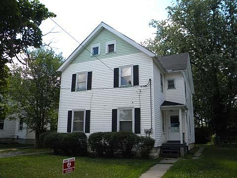 1st image of 1115 W 9th St