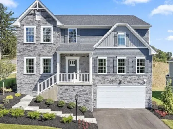449 Hawthorn Hill Dr, Canonsburg, PA 15317