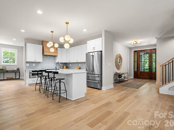 5th image of 3528 Waterview Trl