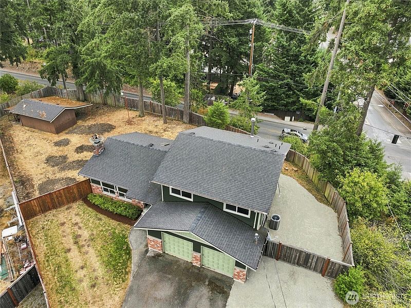 2nd image of 7729 192nd Street E