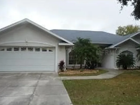 141 Towering Pines Dr, Lakeland, FL 33813
