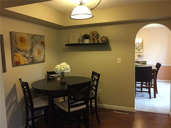 5th image of 178 Dinwiddie Dr