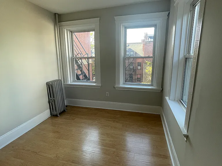 70 Joy St #13 — Photo 17