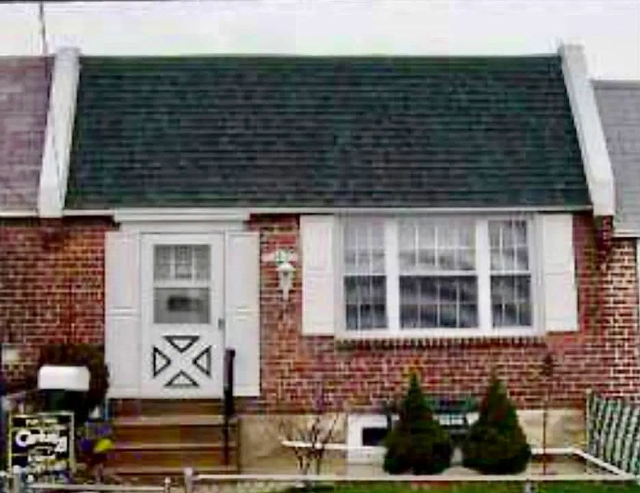 142 Ervin Ave