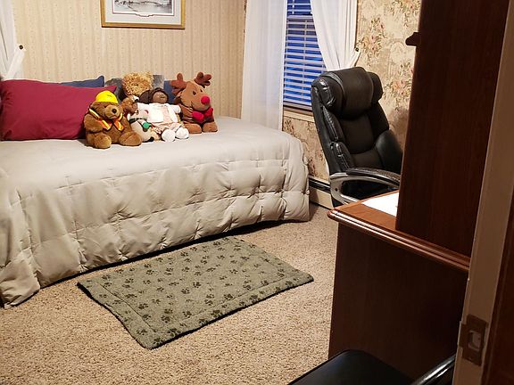 4th image of 411 Pleasantville Ct