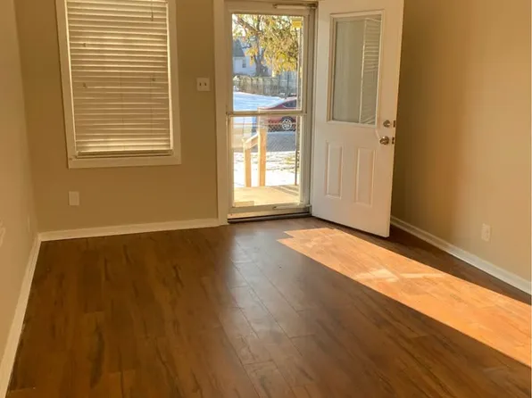 2748 Montana Ave, Louisville, KY 40208