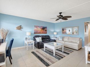 1049 Exeter Dr #C, Boca Raton, FL 33434