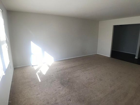 5th image of 213 Main St APT 8