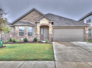 1904 Christopher Creek Dr, Little Elm, TX 75068