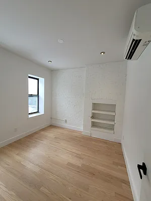 Rented by PL Realty | media 7