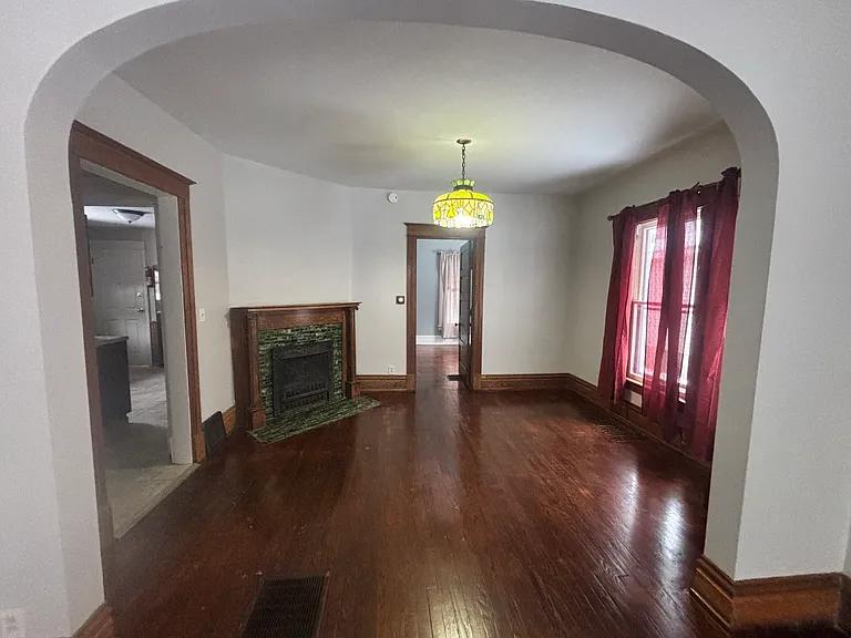 609 E Stockbridge Ave #1 — Photo 4