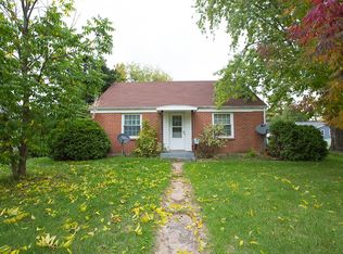 201 W Warren St, New London, WI 54961
