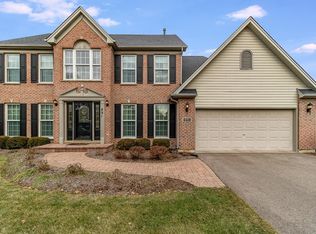 891 Sterling Ave, Geneva, IL 60134