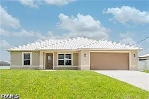 7031 Waldo Cir