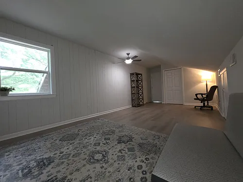 17573 Graham St Photo 1