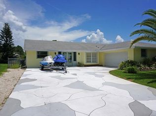 3168 Saint James St, Pt Charlotte, FL 33952