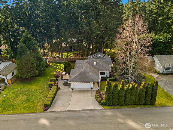 3rd image of 14002 51st Avenue NW