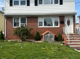372 Ridgeley St, Perth Amboy, NJ 08861