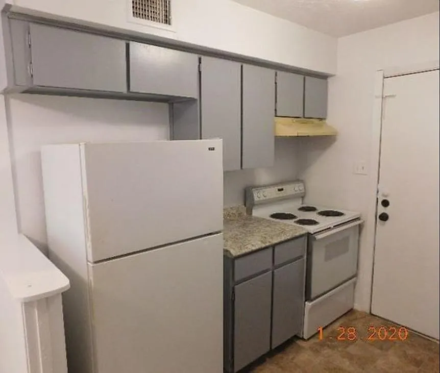 2 bed, 924 sqft, $1,125 — Photo 2