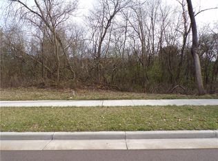 1603 Red Pine Court, Eau Claire, WI 54701