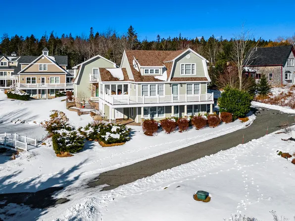 10 Village at Ocean's End Boulevard #4, Southwest Harbor, ME 04679