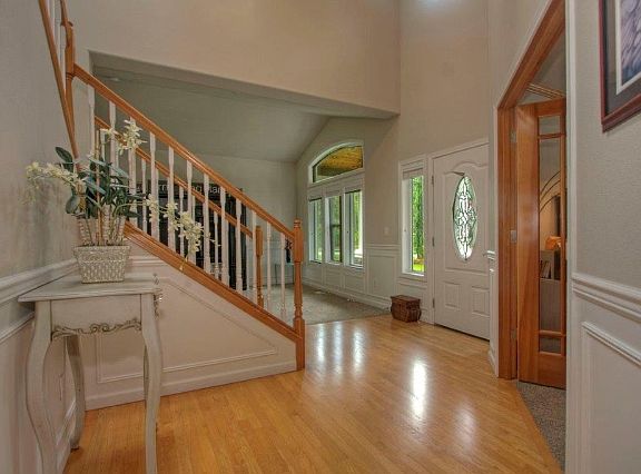 3rd image of 12007 Robinhood Ln