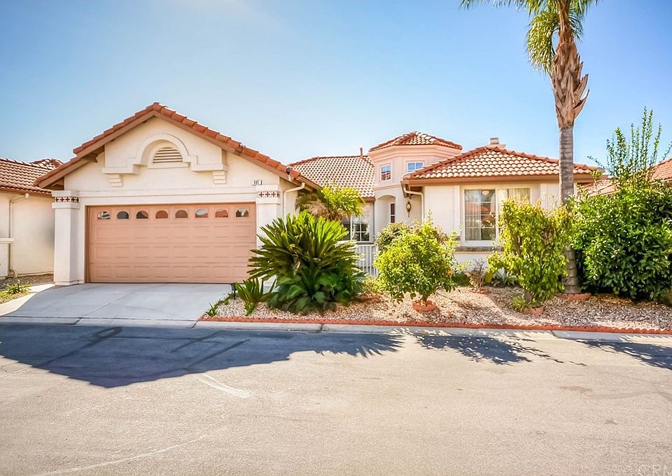 1st image of 681 Bermuda Dr