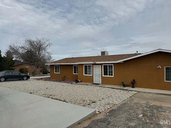 3rd image of 11183 Redwood Ave