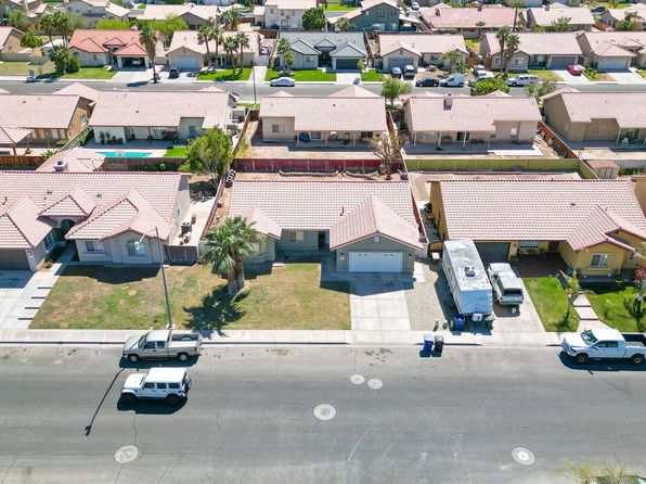 1198 Sapphire St, Calexico, CA 92231