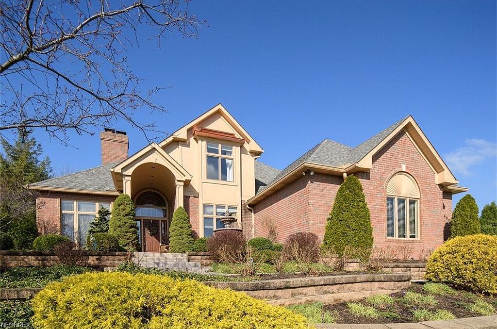 4039 Glenmoor Rd NW, Canton, OH 44718 Zillow