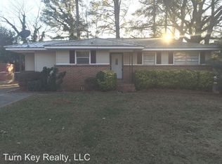 1236 Robert E Lee St, Leeds, AL 35094