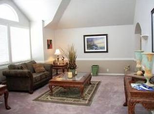 10322 S Ashley Ridge Rd, Sandy, UT 84092