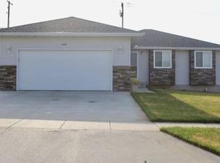 608 Blue Stem Cir, Norfolk, NE 68701