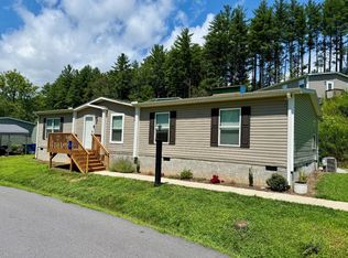 66 Enterprise Dr, Fairview, NC 28730