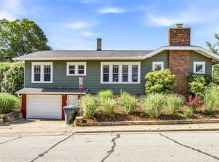 2501 Lakeview Ave, Saint Joseph, MI 49085