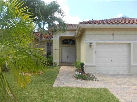3rd image of 16400 NW 14th St
