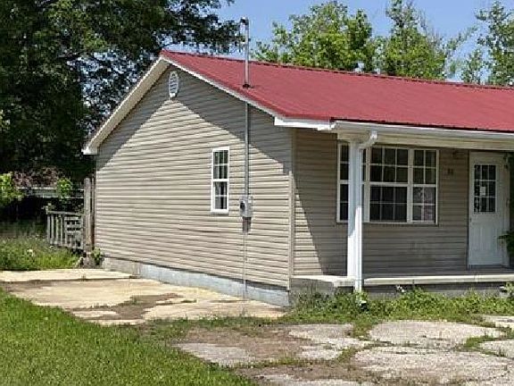 2nd image of 2011 Arkansas Ave