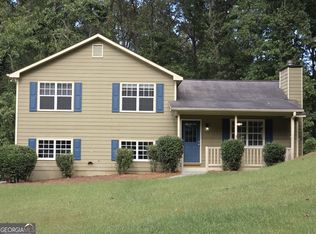 570 Remington Ln, Acworth, GA 30101