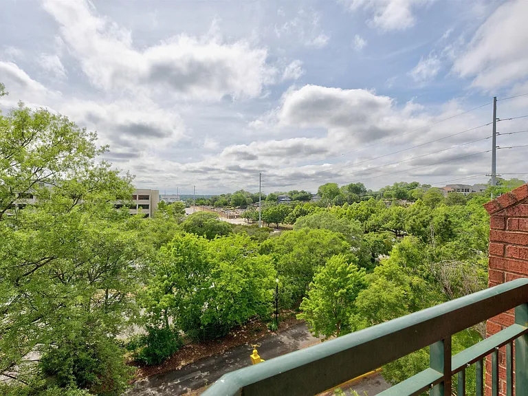900 Taylor St #401 — Photo 31