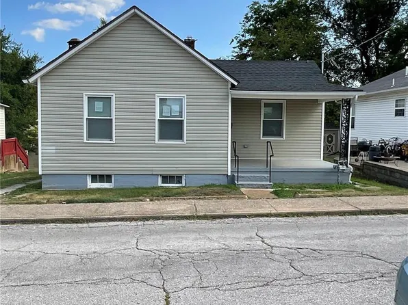 212 Walnut St, Crystal City, MO 63019