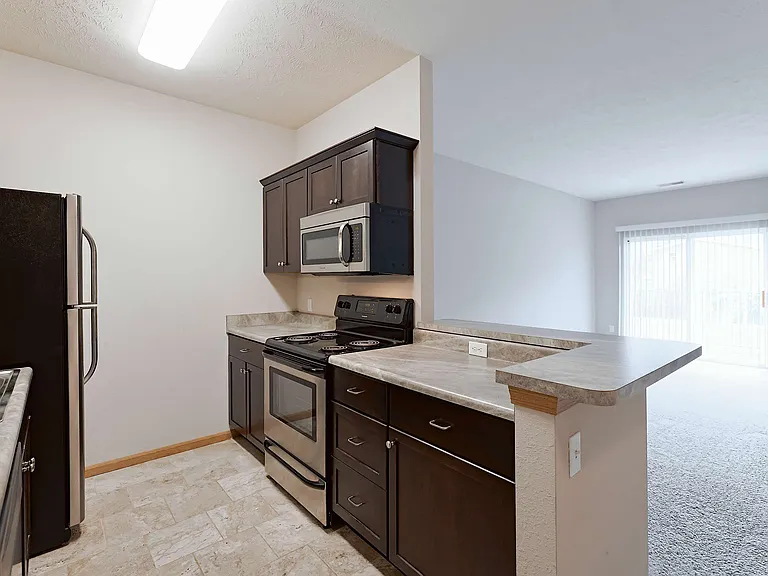 Gateway Park Apartments — Photo 25
