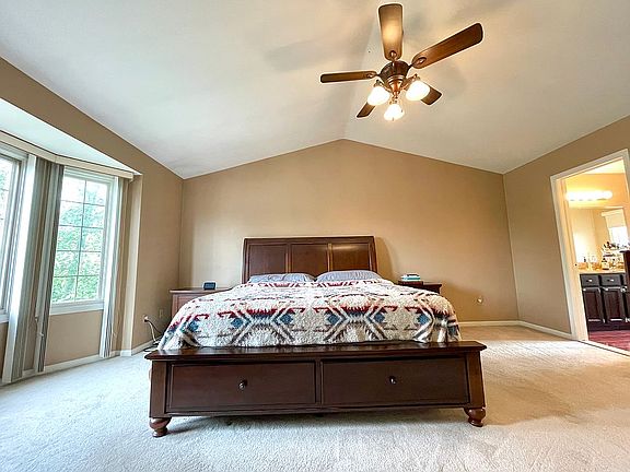 5th image of 22619 Foxmoor Dr