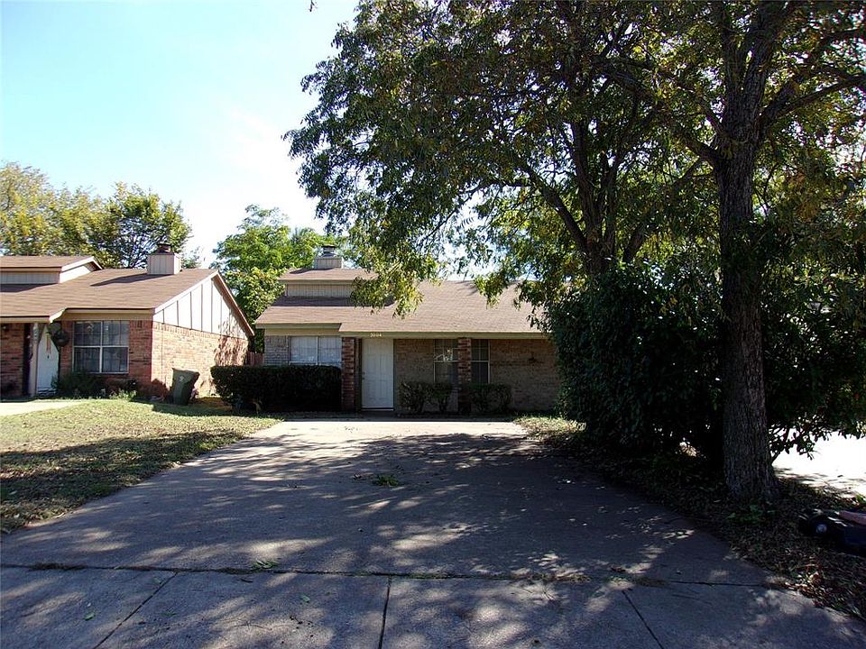 1st image of 2004 Oakwood Ct