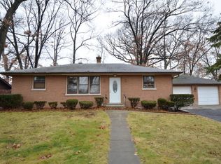 10006 S 86th Ave, Palos Hills, IL 60465