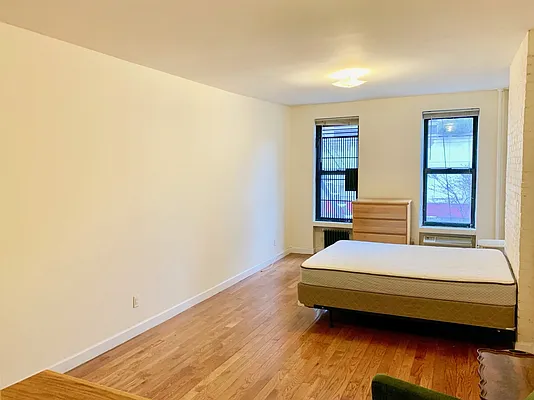 Rented by Compass | media 6