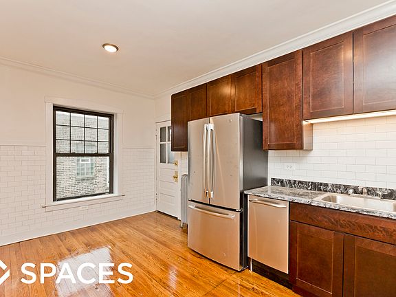 5th image of 849 W Agatite Ave APT 3W