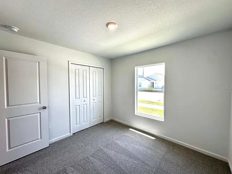 2102 Chris Dr — Photo 11