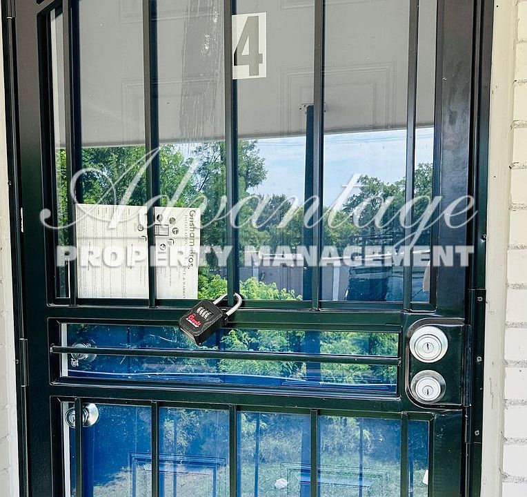 1st image of 482 E McLemore Ave #4