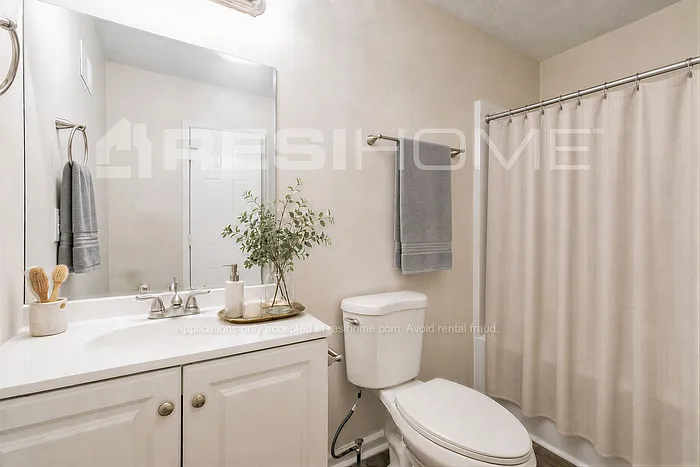 8226 Canyon Forge Dr — Photo 13